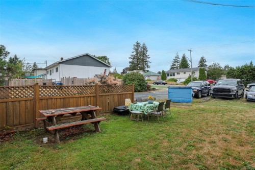 504 17Th St, Courtenay, BC 