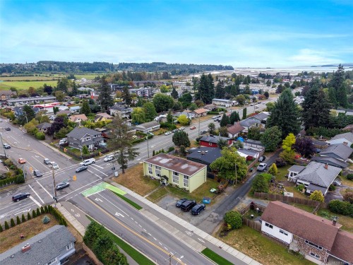 504 17Th St, Courtenay, BC 