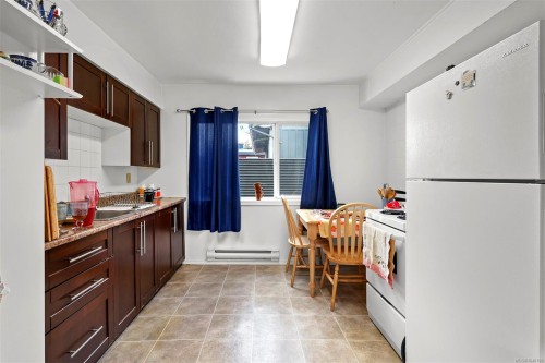 504 17Th St, Courtenay, BC 