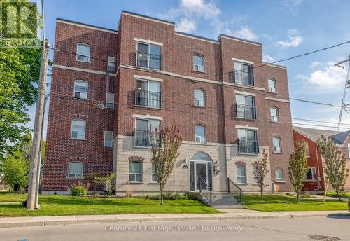 201 - 34 BROCK STREET  Woodstock (Woodstock - South), ON N4S 3B5