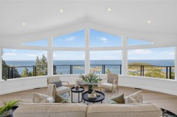 3819 Sundown Dr Nanaimo, BC V9T 4M3