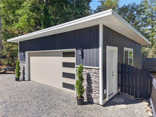 3819 Sundown Dr, Nanaimo, BC 
