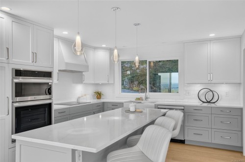 3819 Sundown Dr, Nanaimo, BC 