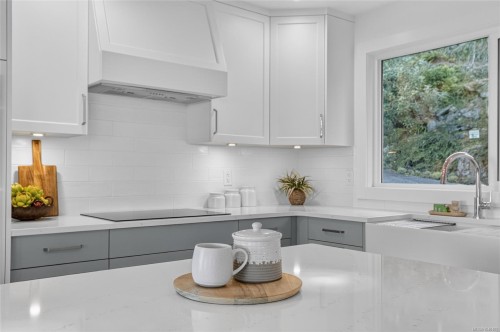 3819 Sundown Dr, Nanaimo, BC 
