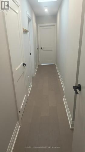 UPPER 2 - 551A KENNEDY ROAD , Toronto, Ontario M1K 2B1 5