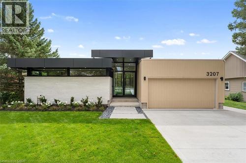 3207 VIVIAN LINE 37  Stratford, ON N5A 5E2