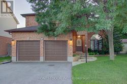 34 LONG GATE COURT  Ottawa, ON K2J 4E7