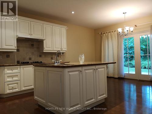 36 COUNTRY HEIGHTS DRIVE , Richmond Hill, Ontario L4E 3M8 5