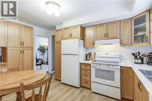 2145 Sandringham Drive, Burlington, ON 