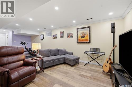 334 Needham Crescent, Saskatoon, SK 