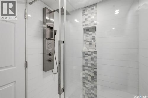 334 Needham Crescent, Saskatoon, SK 