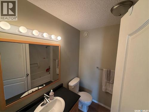 6 Shaw Place, Assiniboia, SK 