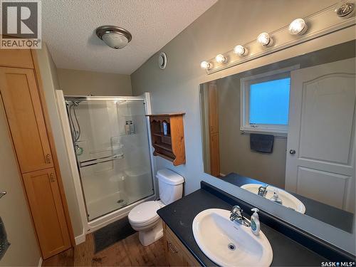 6 Shaw Place, Assiniboia, SK 