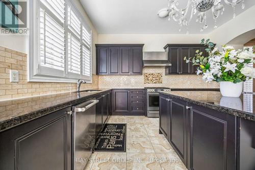 Kitchen - 39 Harley Drive, Vaughan, ON 