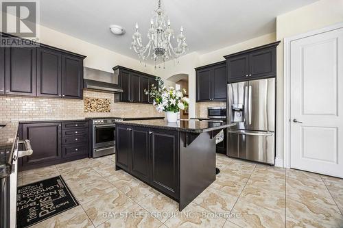 Kitchen - 39 Harley Drive, Vaughan, ON 