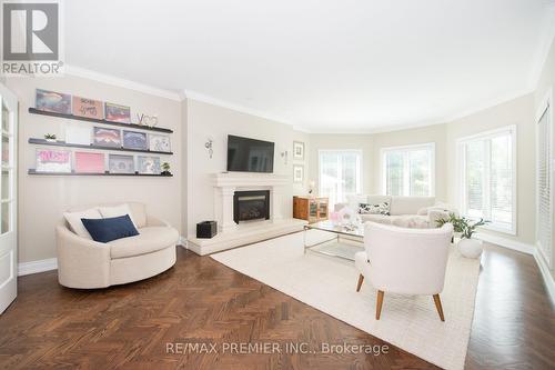 2064 Dickson Road, Mississauga, ON 