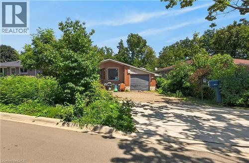 627 Geneva Park Drive, Burlington, ON 