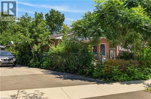 627 Geneva Park Drive, Burlington, ON 