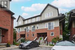 64 MAYFLOWER PRIVATE  Ottawa, ON K2B 0A2