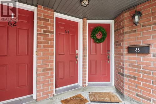 64 Mayflower Private, Ottawa, ON 