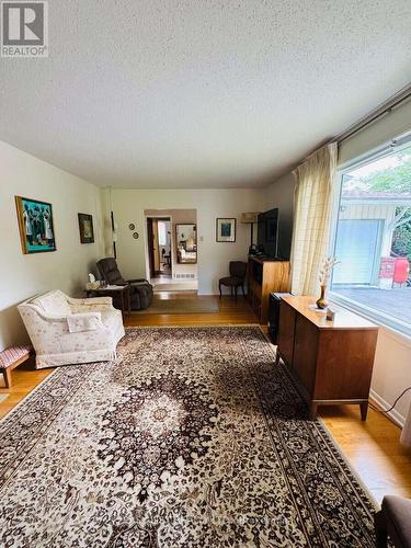 2154 Dutton Crescent, Ottawa, ON 