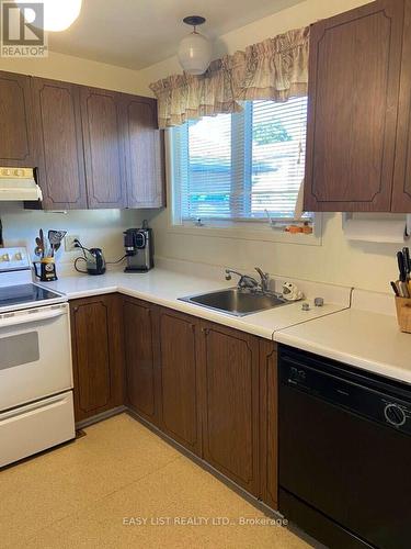2154 Dutton Crescent, Ottawa, ON 