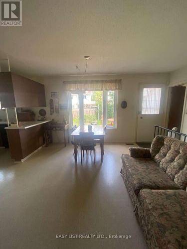 2154 Dutton Crescent, Ottawa, ON 