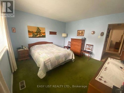2154 Dutton Crescent, Ottawa, ON 