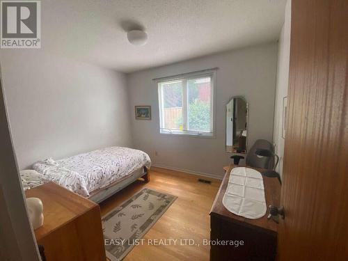 2154 Dutton Crescent, Ottawa, ON 