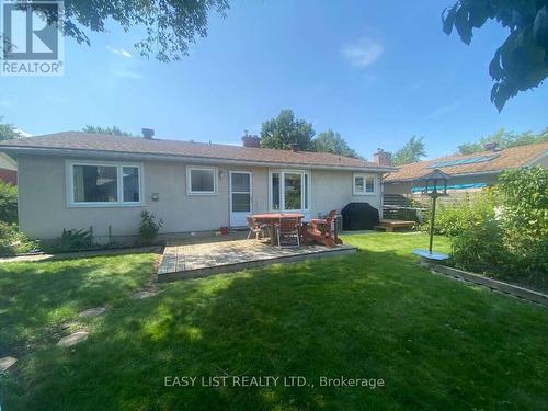 2154 Dutton Crescent, Ottawa, ON 