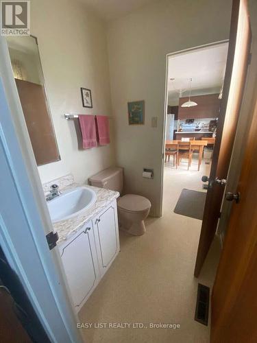 2154 Dutton Crescent, Ottawa, ON 