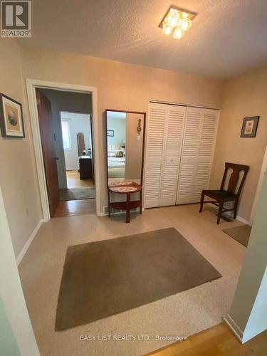 2154 Dutton Crescent, Ottawa, ON 