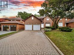 7 WINDING COURT  Toronto, ON M1C 4X2