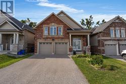 247 DIANA DRIVE  Orillia, ON L3V 8J8