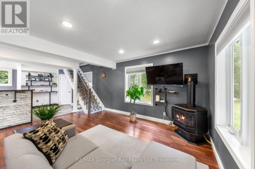 2384 Whetham Road, Springwater, ON 