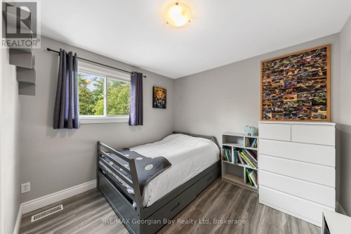 2384 Whetham Road, Springwater, ON 