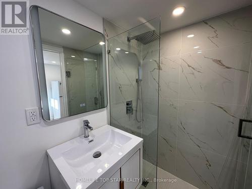 BACHELOR - 38 CARTIER CRESCENT , Richmond Hill, Ontario L4C 2N2 5