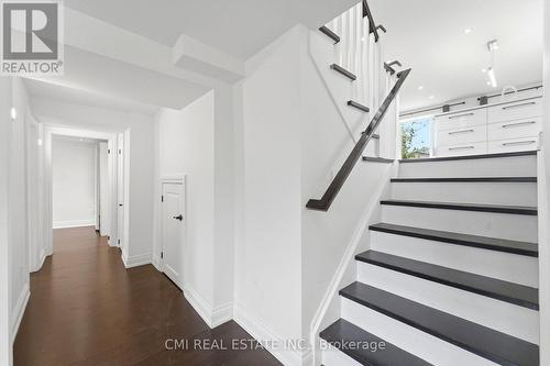 677 Lomond Crescent, Burlington, ON 