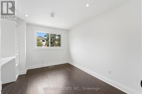677 Lomond Crescent, Burlington, ON 