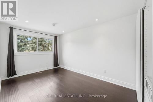 677 Lomond Crescent, Burlington, ON 