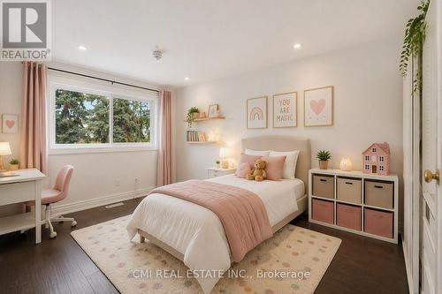 677 Lomond Crescent, Burlington, ON 