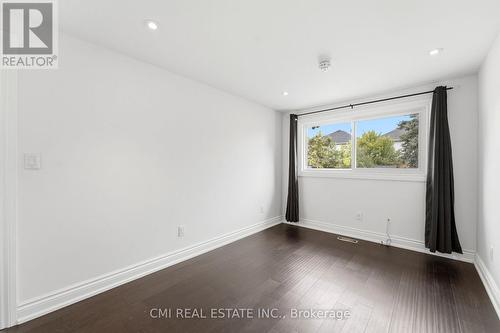 677 Lomond Crescent, Burlington, ON 