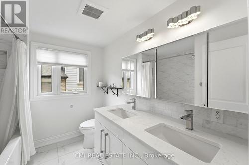 677 Lomond Crescent, Burlington, ON 