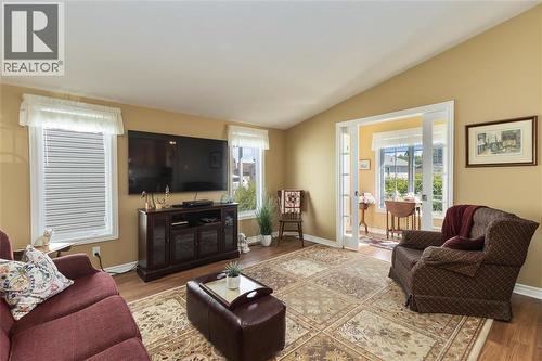 458 Richard Crescent, Strathroy, ON 