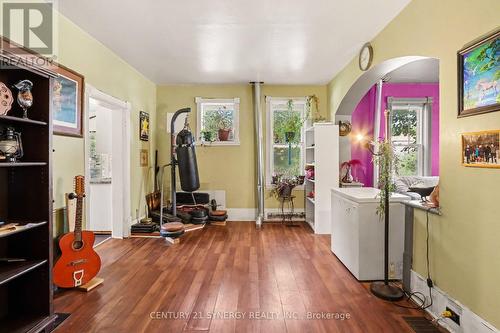 37 Smiths Falls Avenue, Smiths Falls, ON 