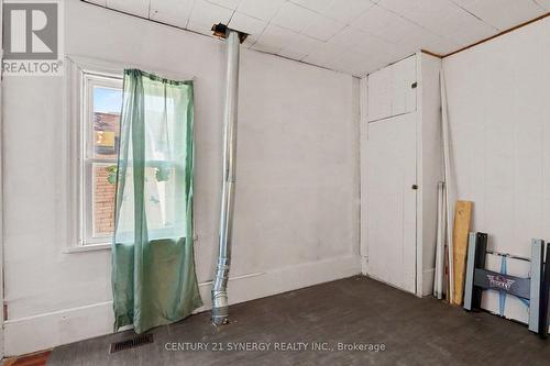 37 Smiths Falls Avenue, Smiths Falls, ON 
