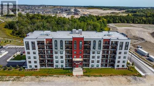 602 - 10 CULINARY LANE  Barrie, ON L9J 0K2