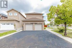 14 CANARVAN COURT  Brampton, ON L6Y 4X5