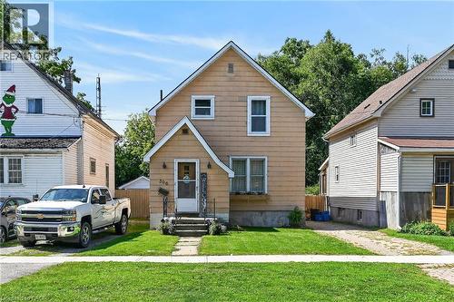 306 GEORGE Street  Dunnville, ON N1A 2T6