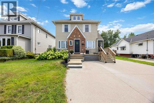207 VICTORIA AVENUE East  Point Edward, ON N7V 1H7